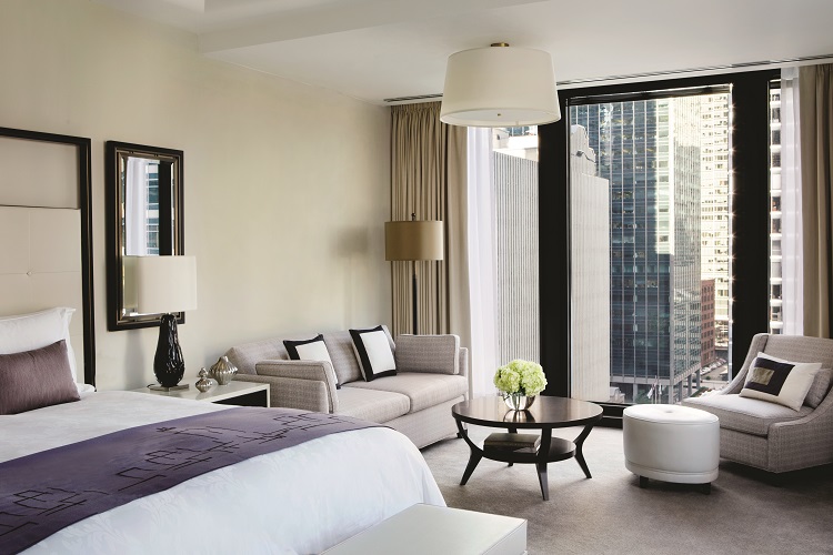 Executive Club King or Full Double Room
