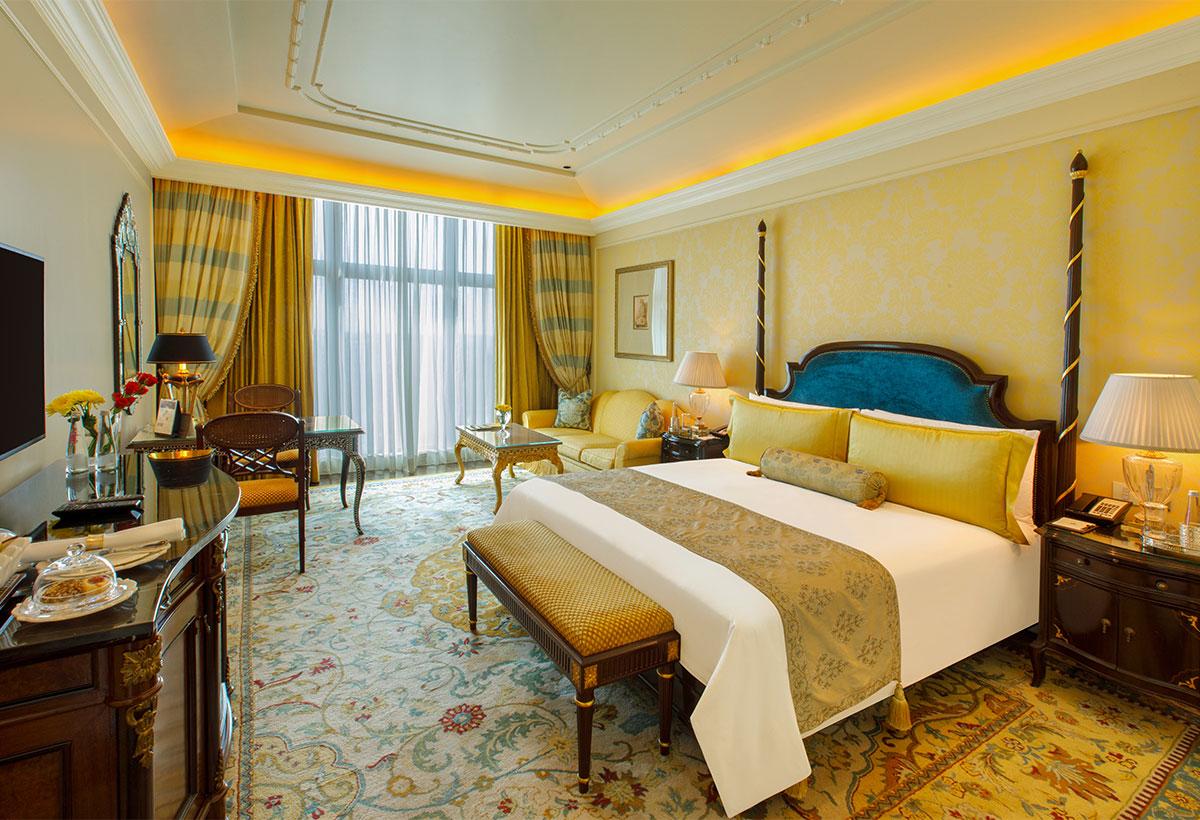 Premiere Room