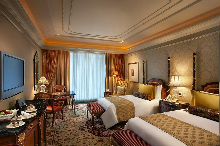 Grande Deluxe Room