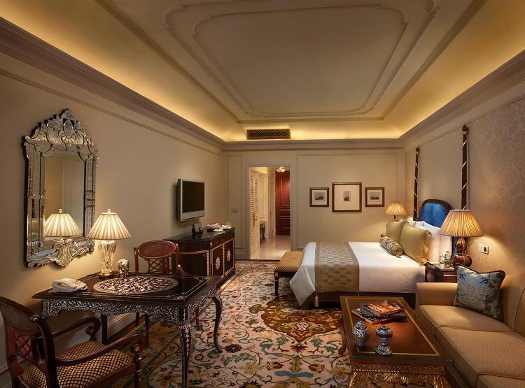 Royal Club Room