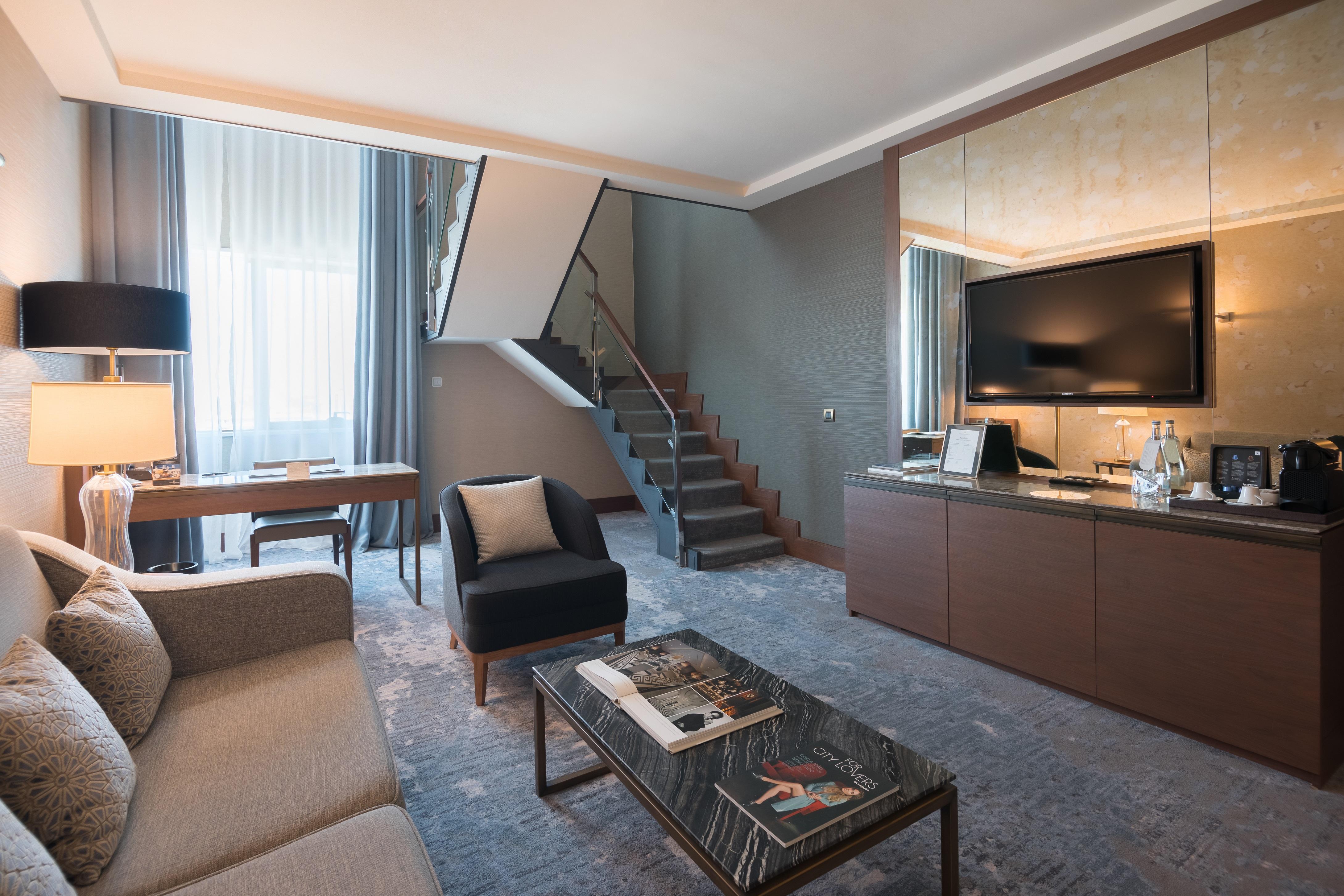 Two Storey Suite