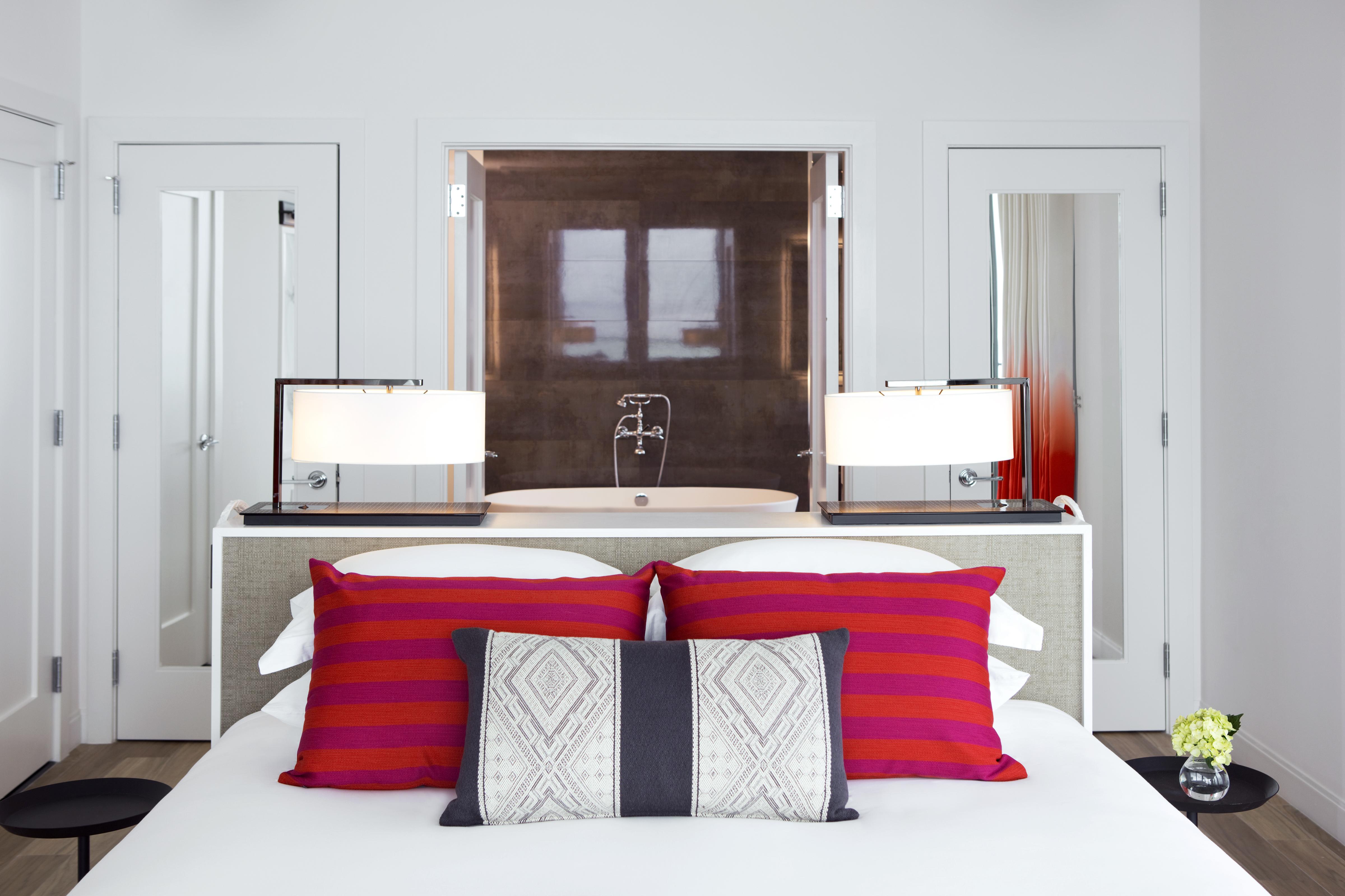 1 Bedroom Suite Oceanfront