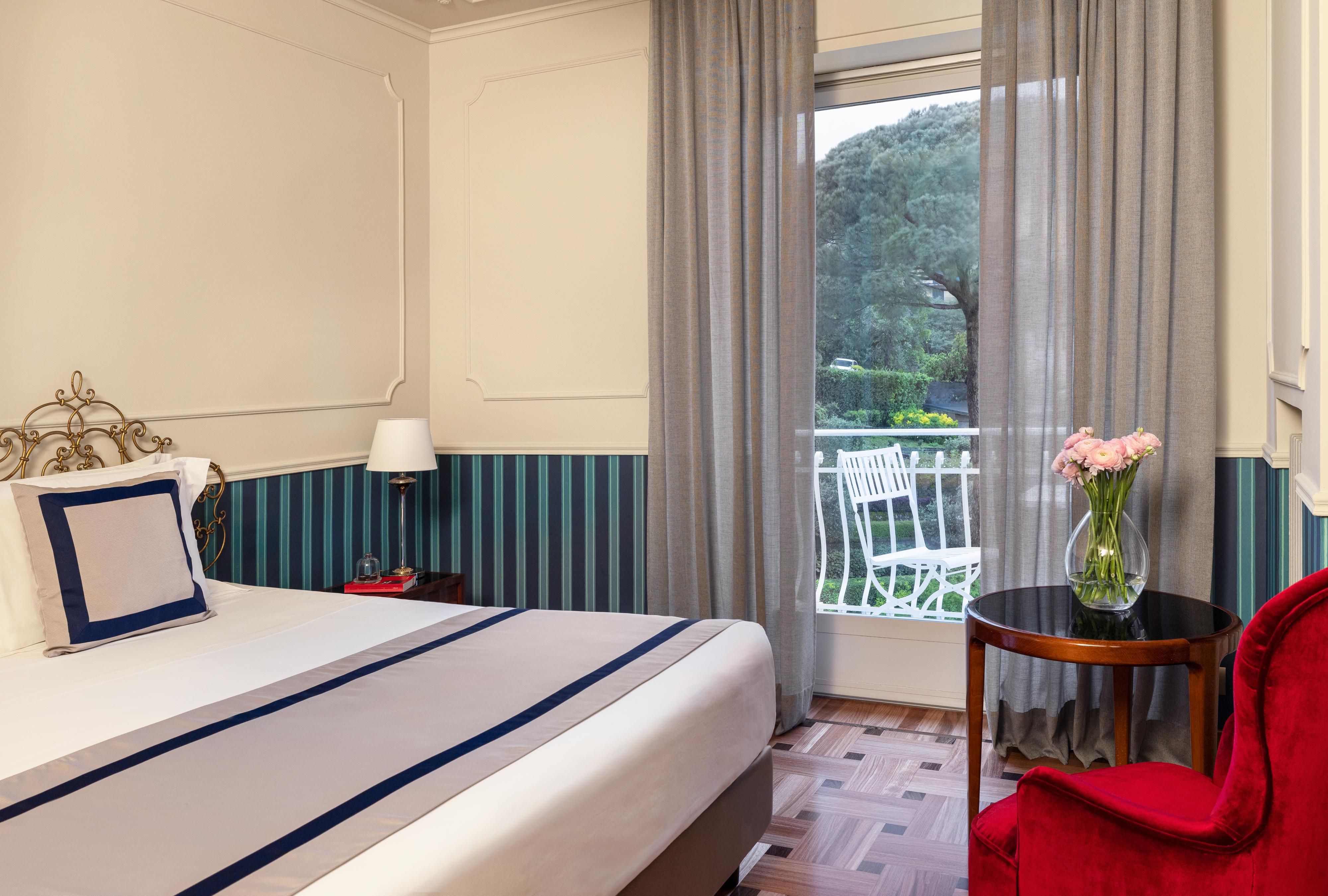 Premium Suite Park View With Balcony