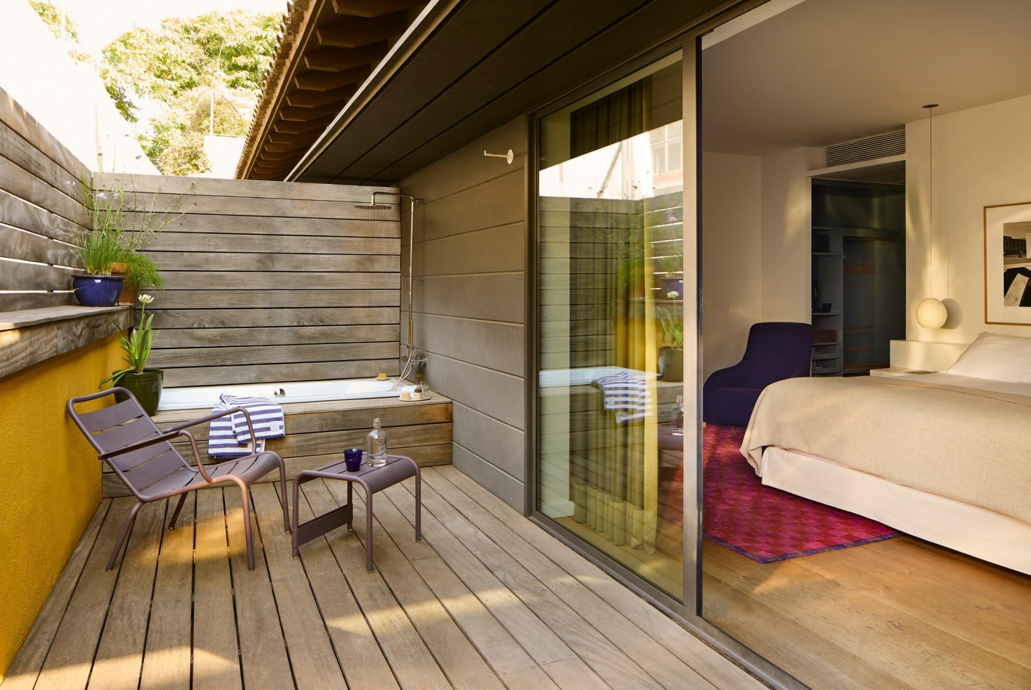 Deluxe with Terrace