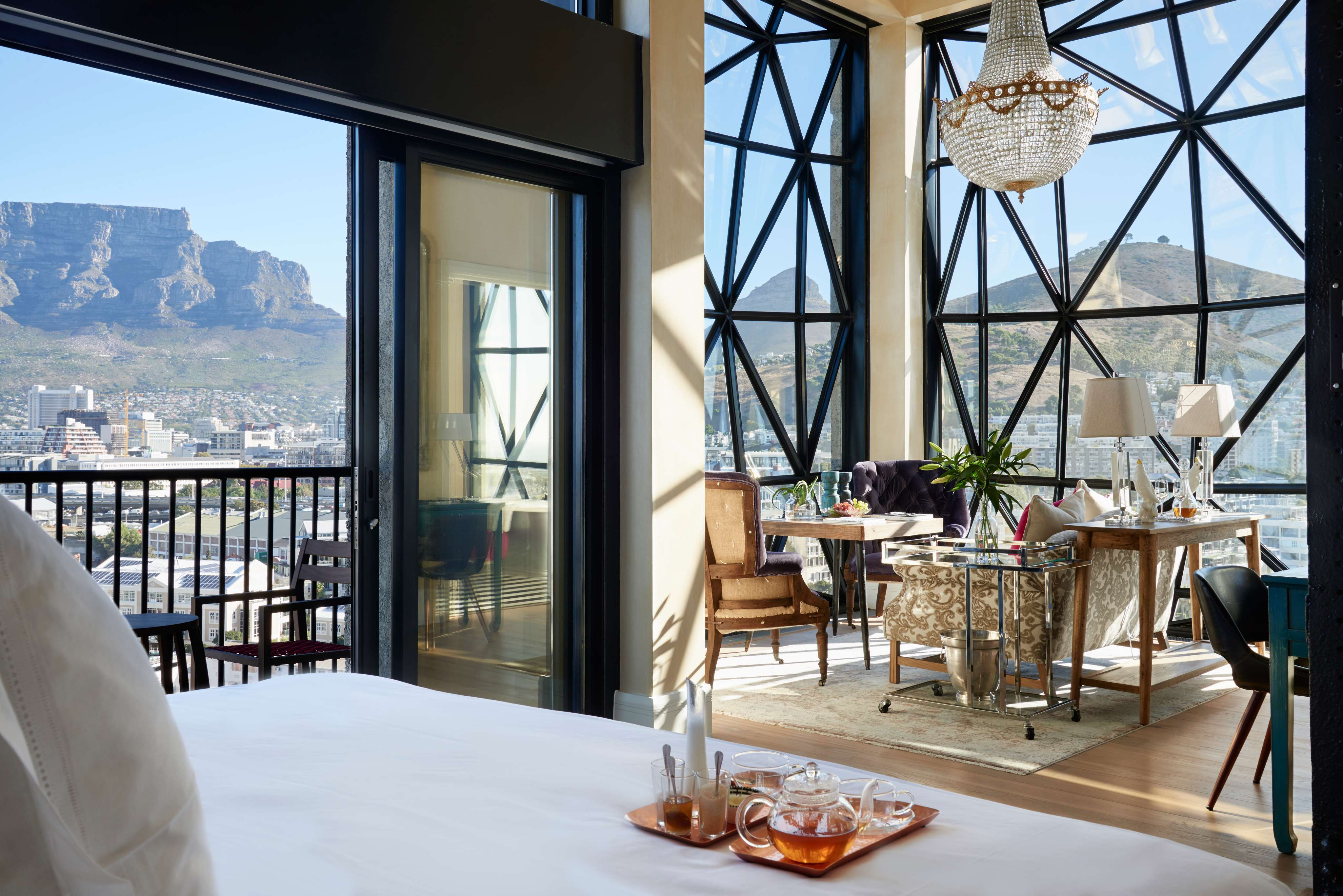 Deluxe Superior Suites