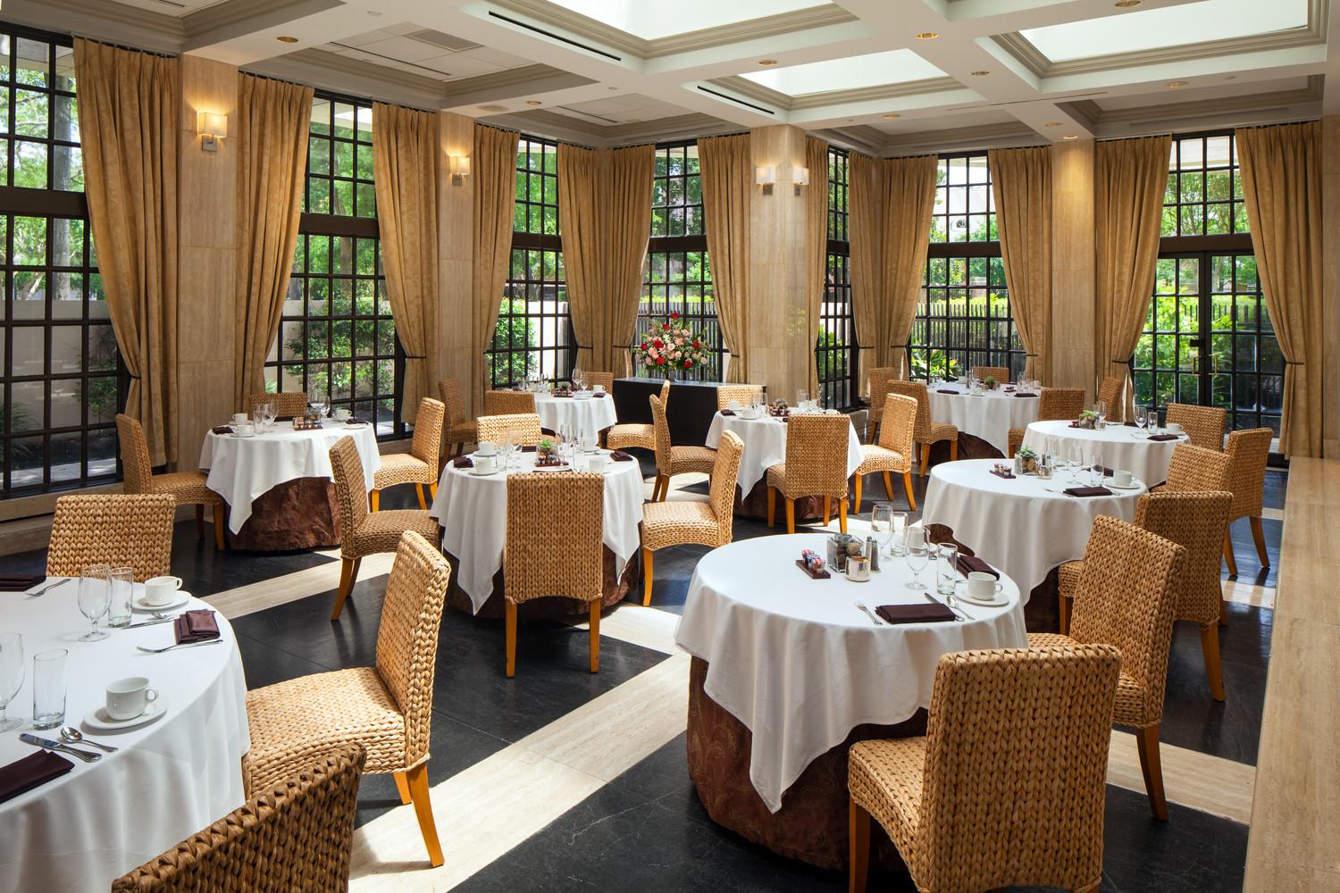 Houston Grand Hotel - River Oaks, United States — Houston Grand Hotel - River Oaks