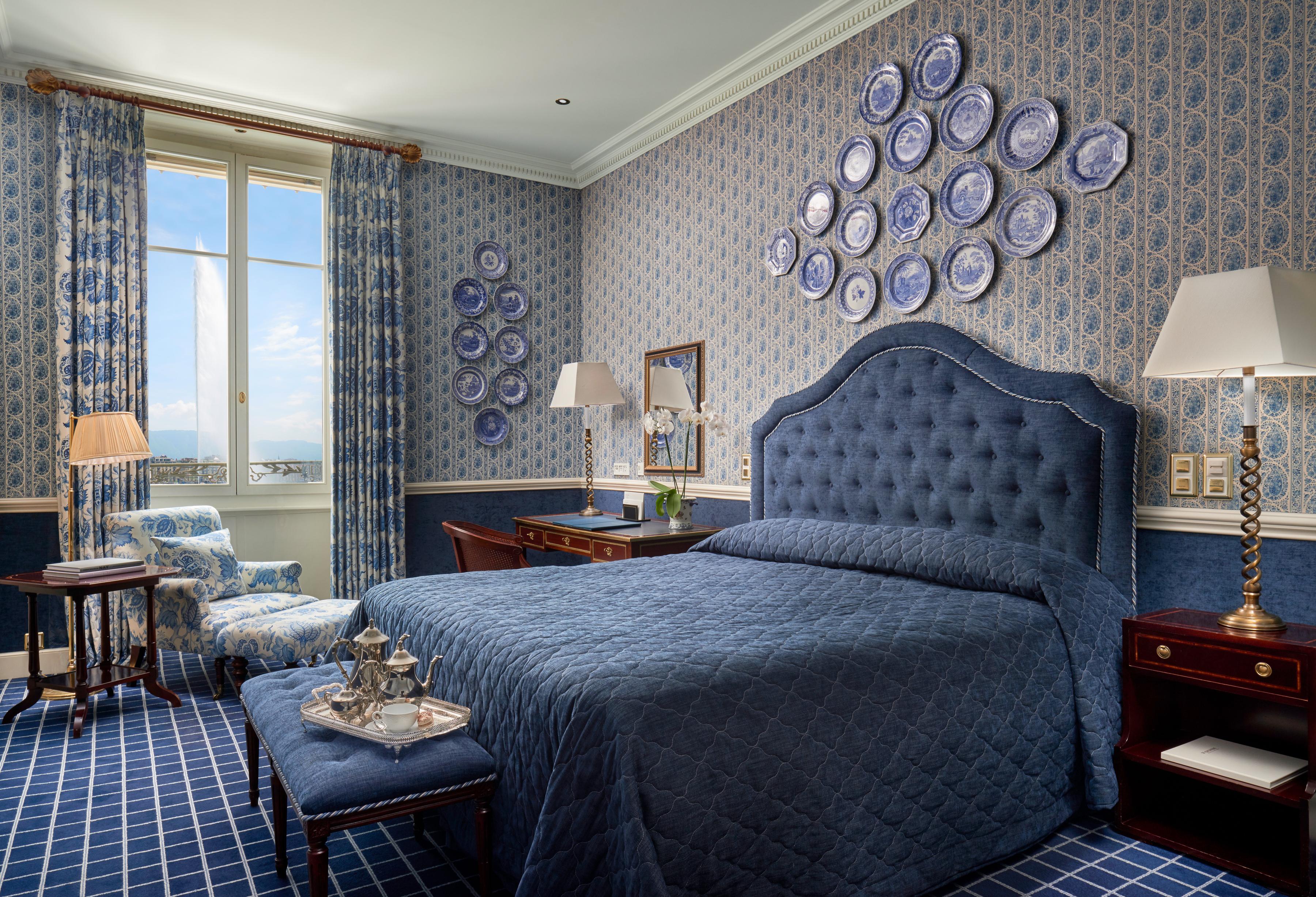 Exclusive Lake View Room