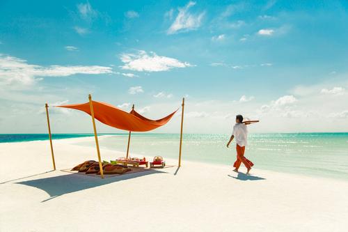 COMO Cocoa Island, The Maldives, Maldives — COMO Cocoa Island, The Maldives - Picnic Lunch on Cocoa Sandbank
