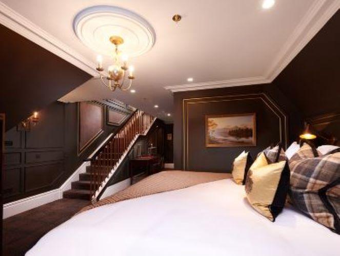 The Cameron Suite