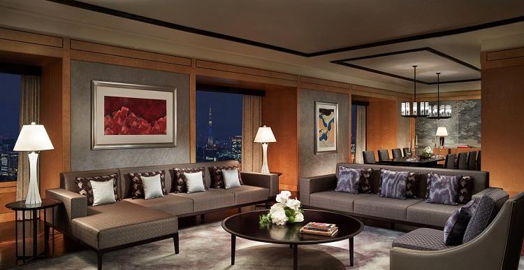 The Ritz-Carlton Suite