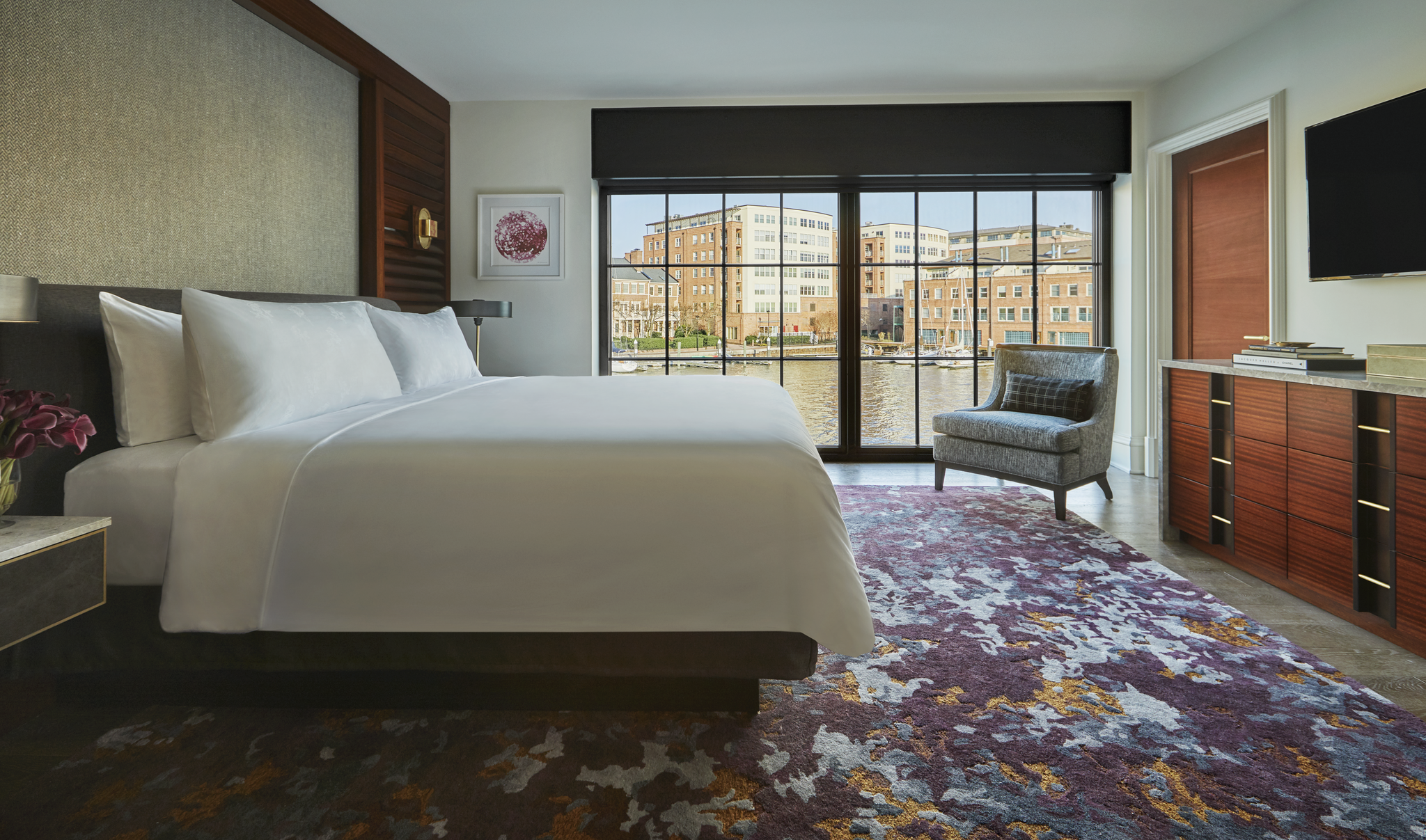 Harbor One Bedroom Suite