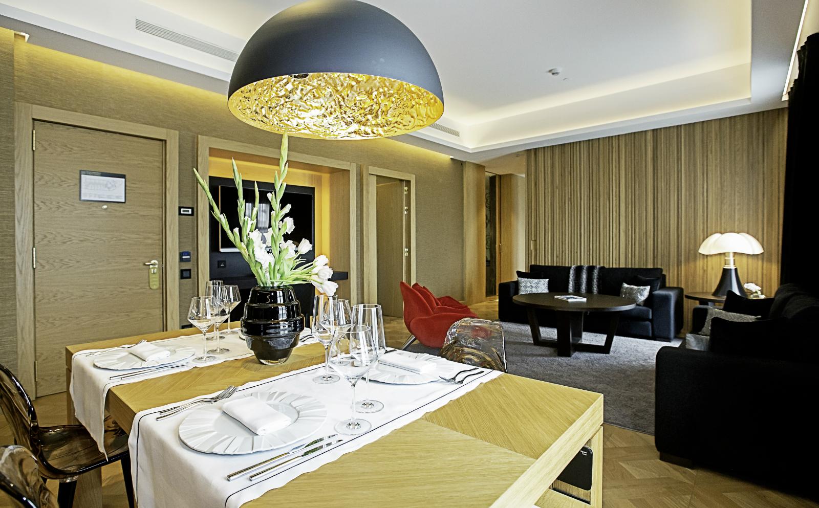 Penthouse Suite