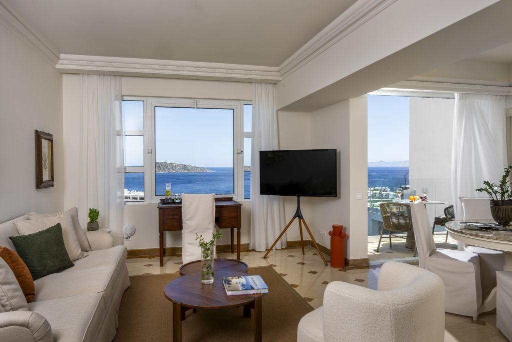 2BD Deluxe Family Suites (approx. 100-120 sqm)