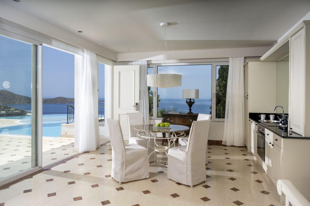 1BD Imperial Spa Pool Villas (max. capacity 2 adults, 1 child)