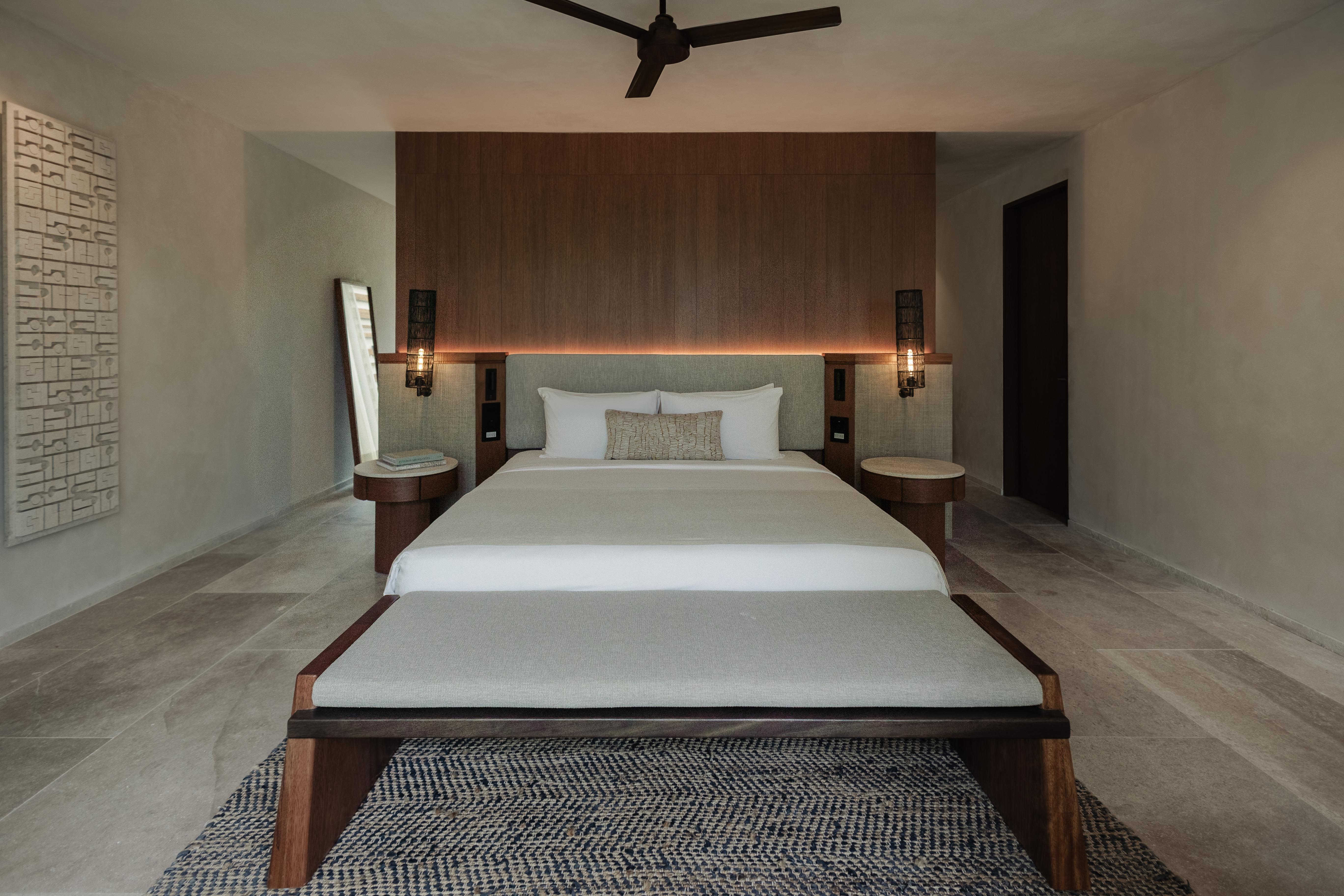 1 King Bed Ocean View