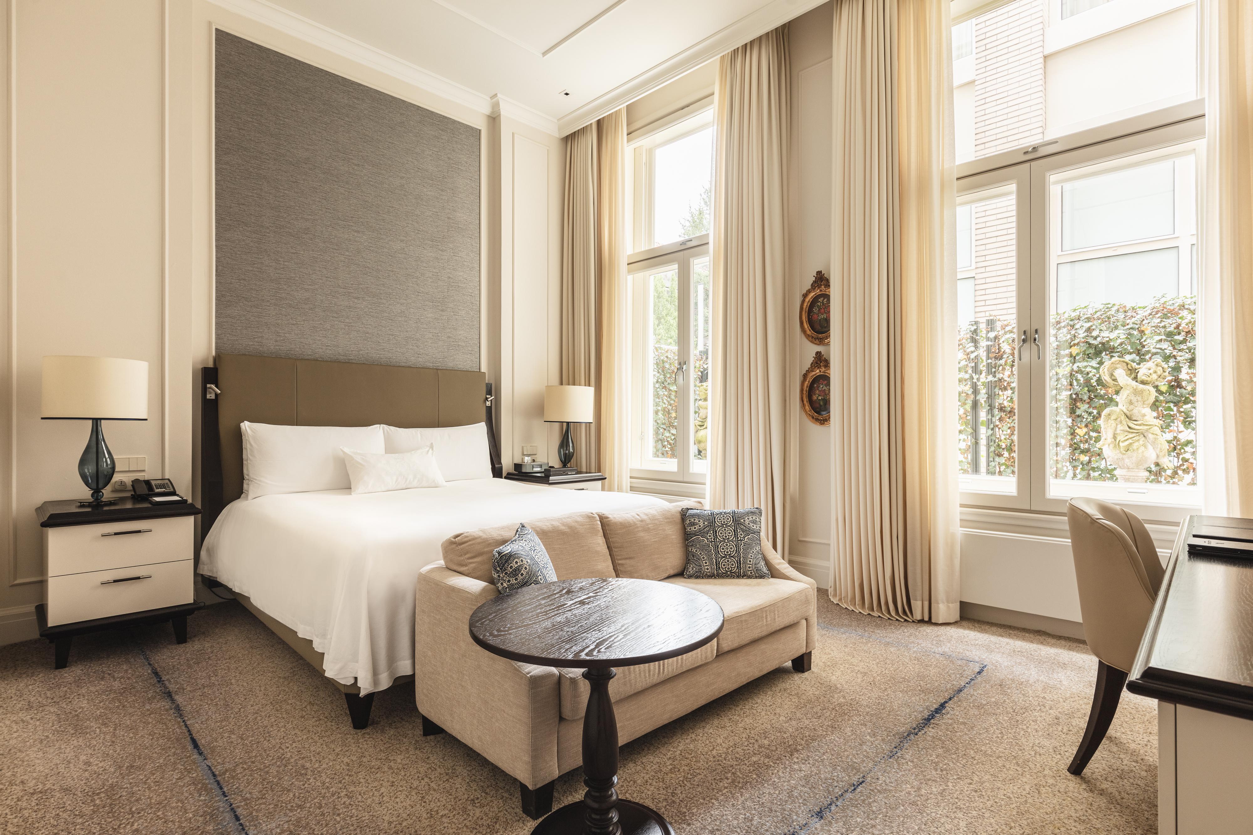 King Superior Room