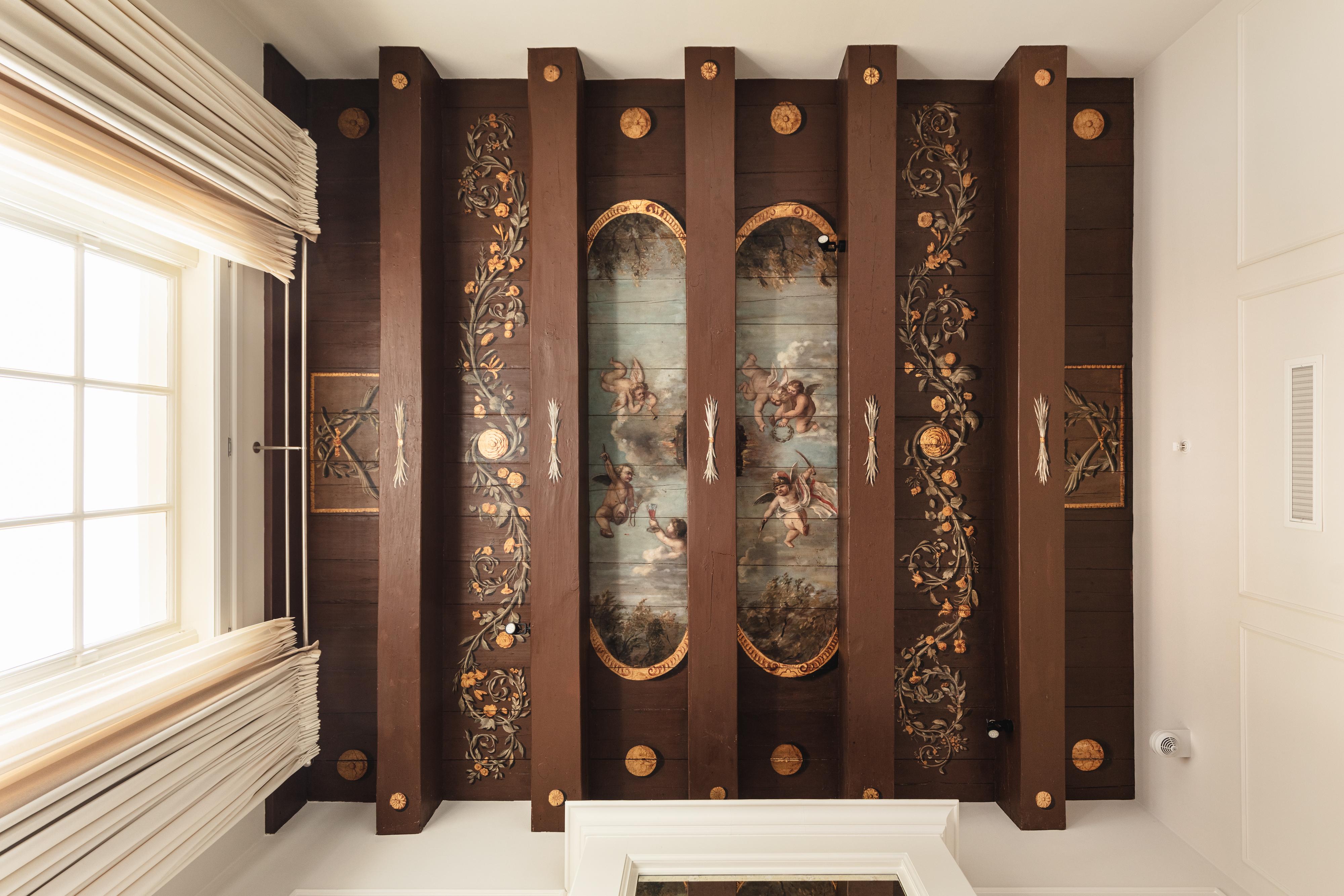 Backer Suite