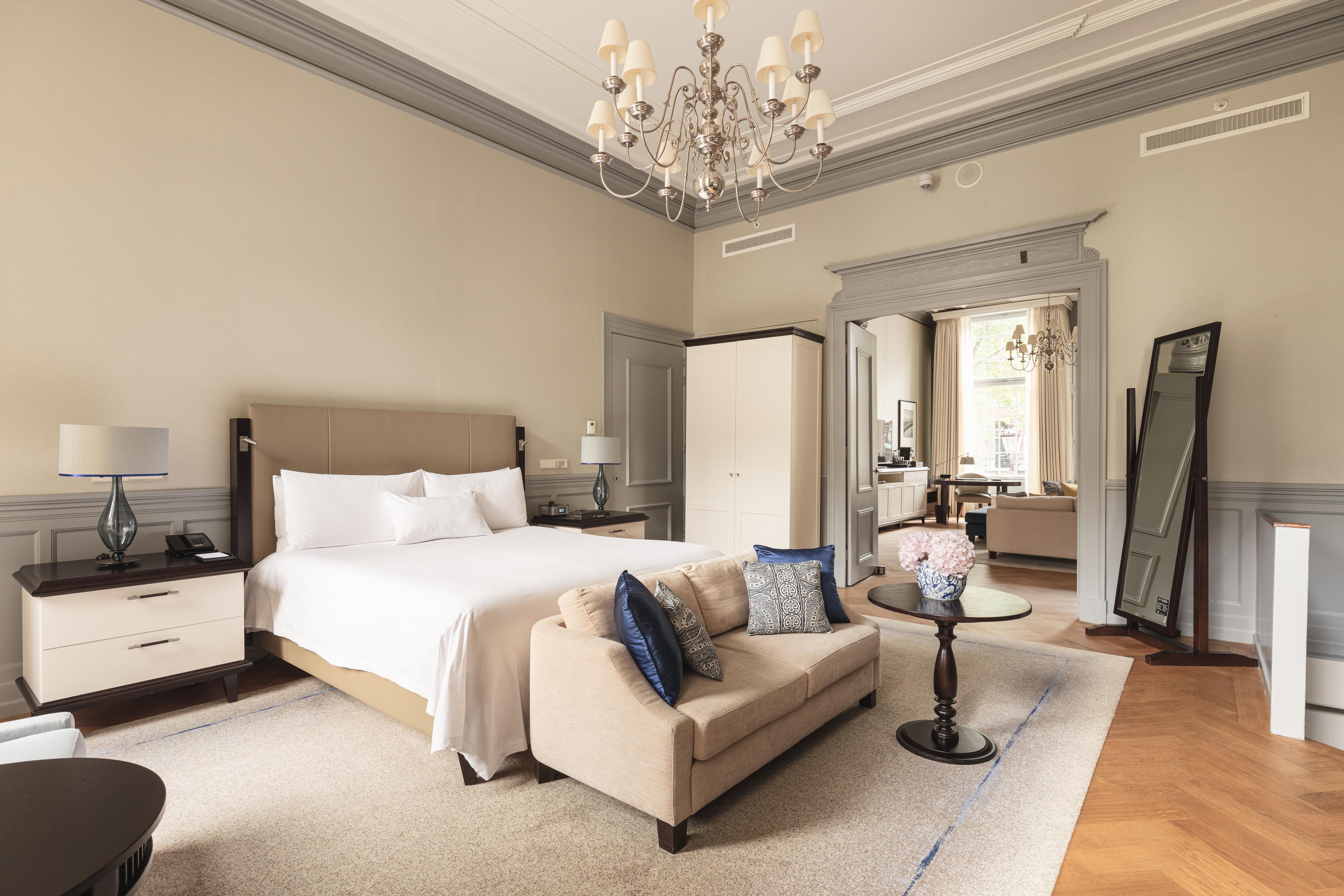 Van Loon Suite