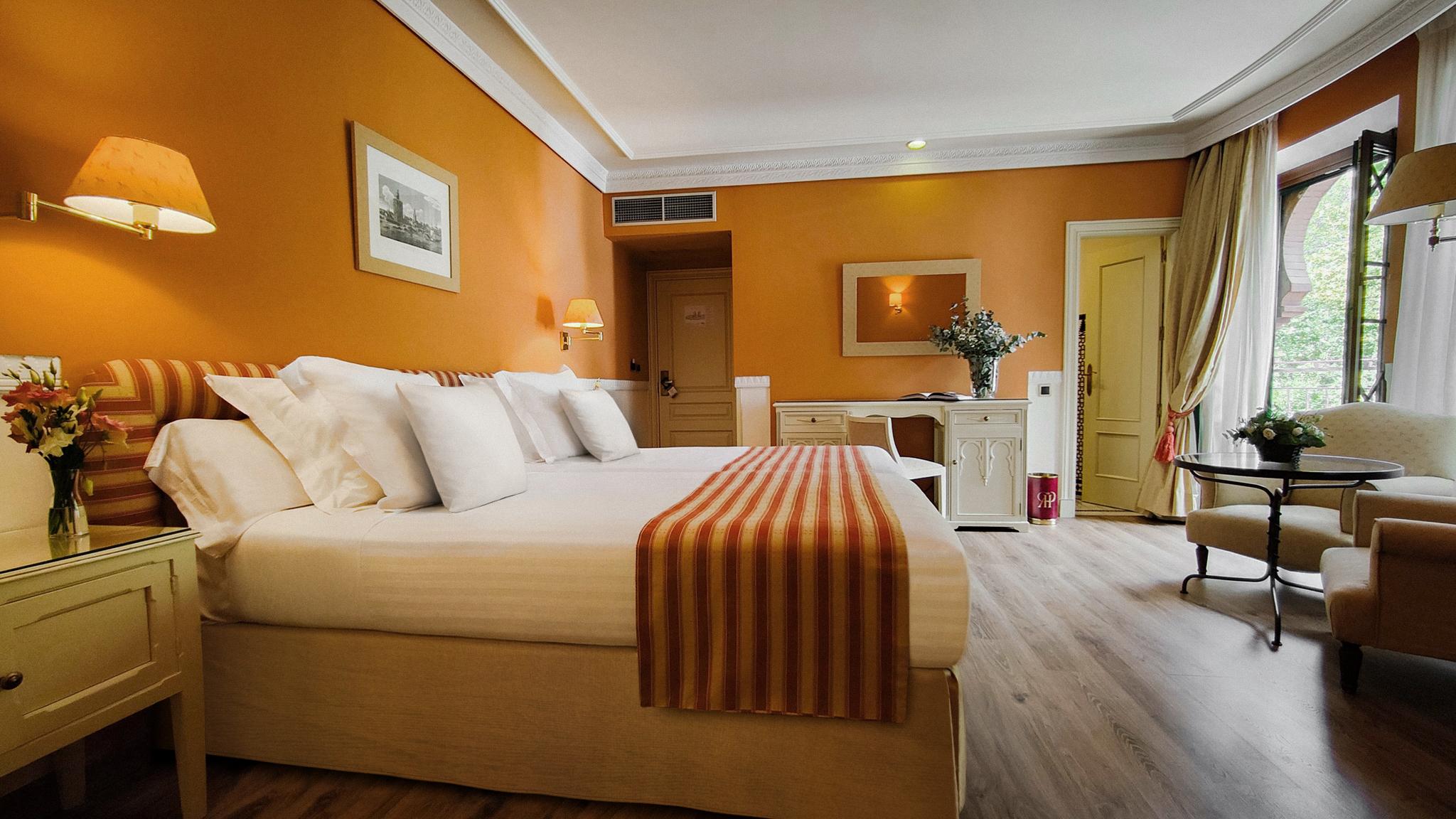 Classic Exterior View Rooms