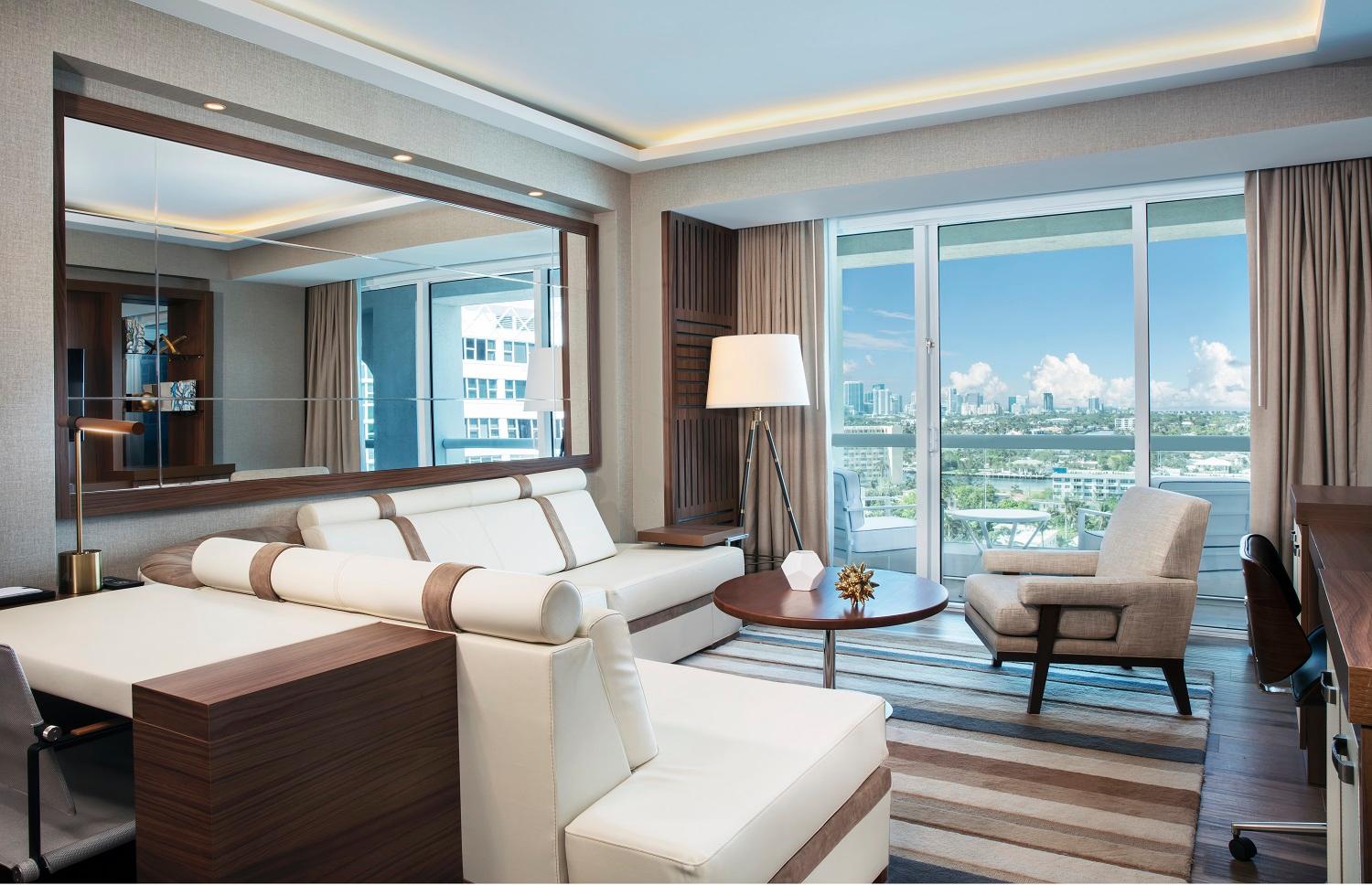 1 Bedroom Suite Intracoastal