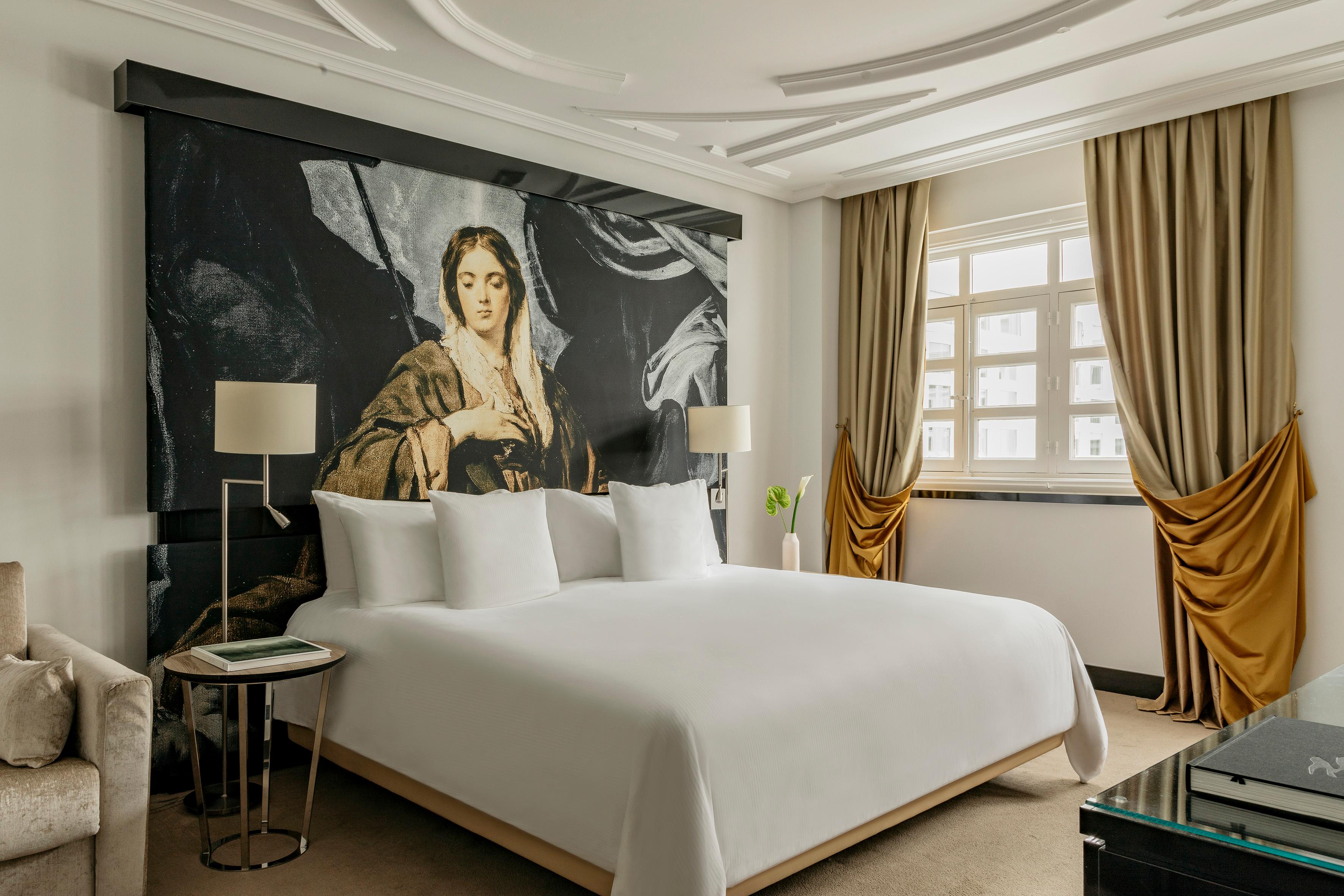 Supreme Room