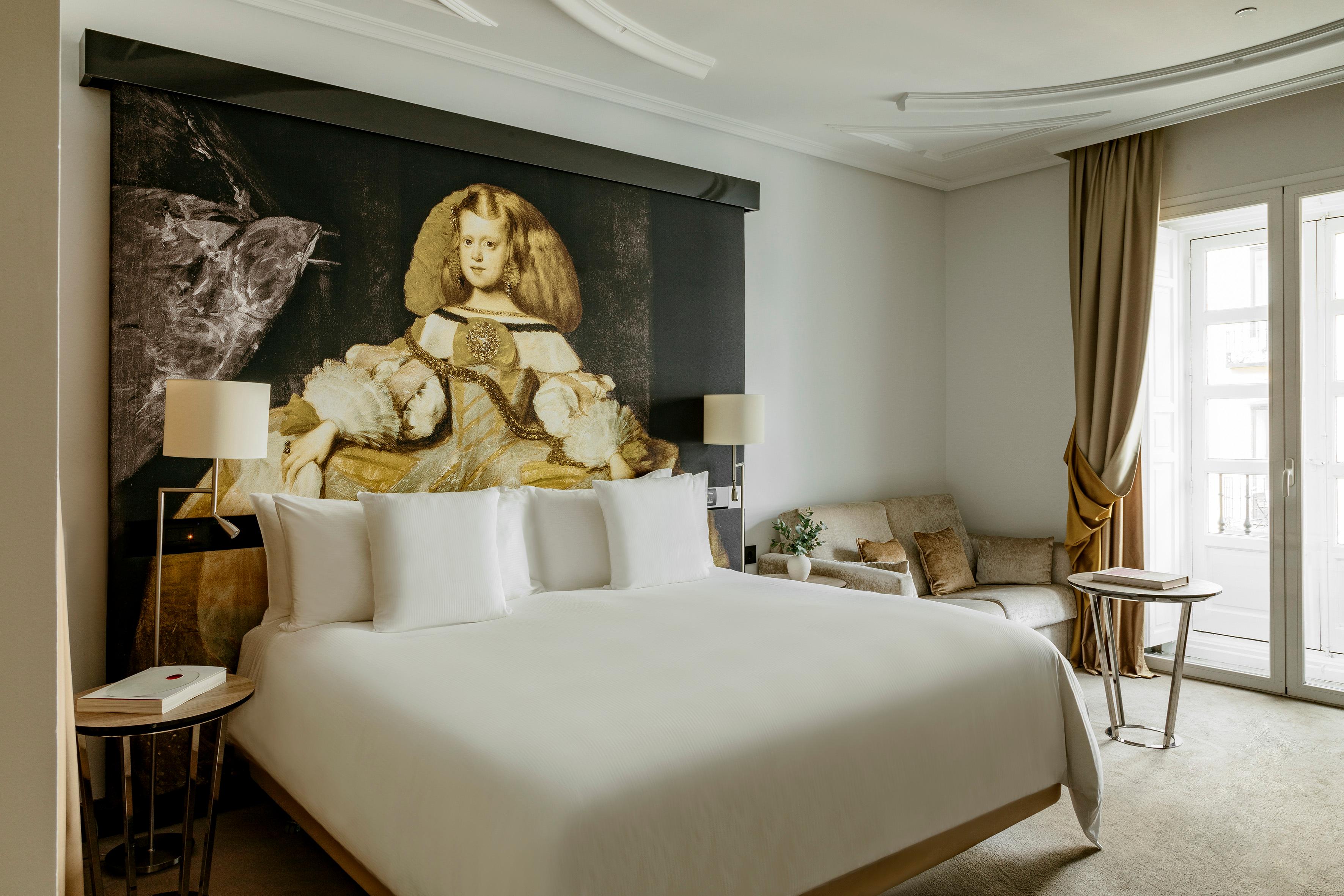 Supreme Room RedLevel