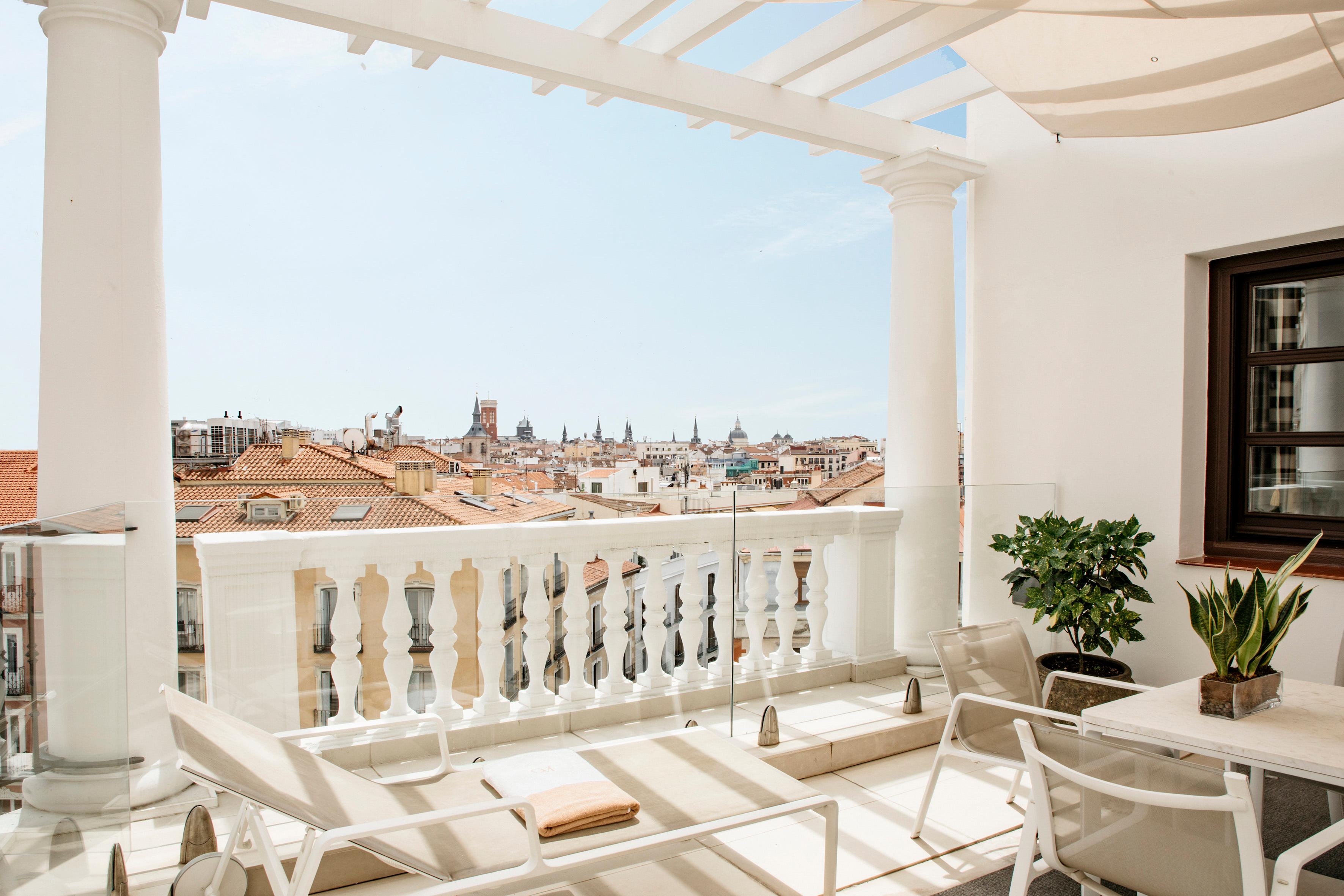 Junior Suite with Terrace RedLevel