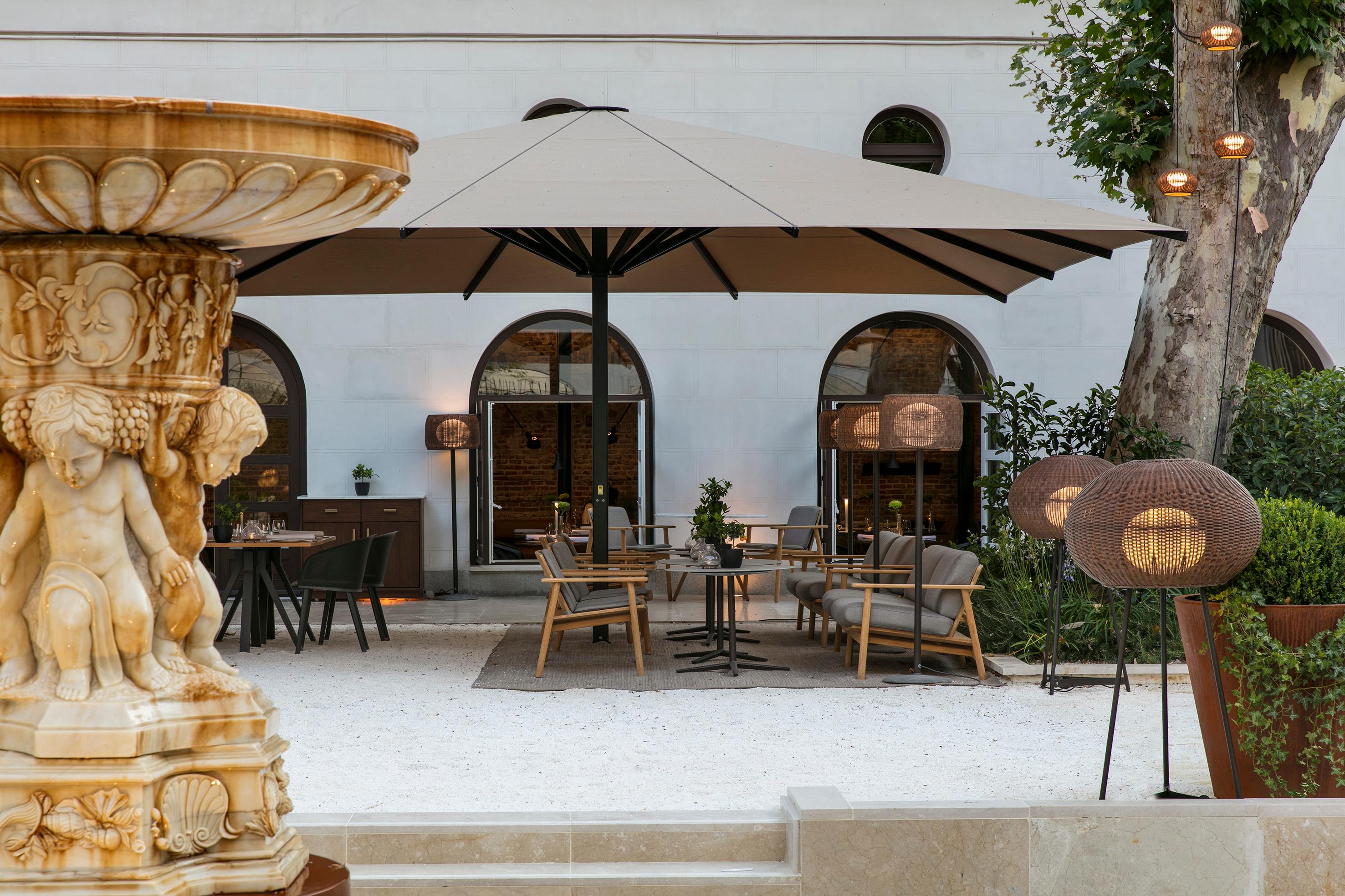 Palacio de los Duques, a Gran Meliá Hotel, Spain — Palacio de los Duques, a Gran Meliá Hotel