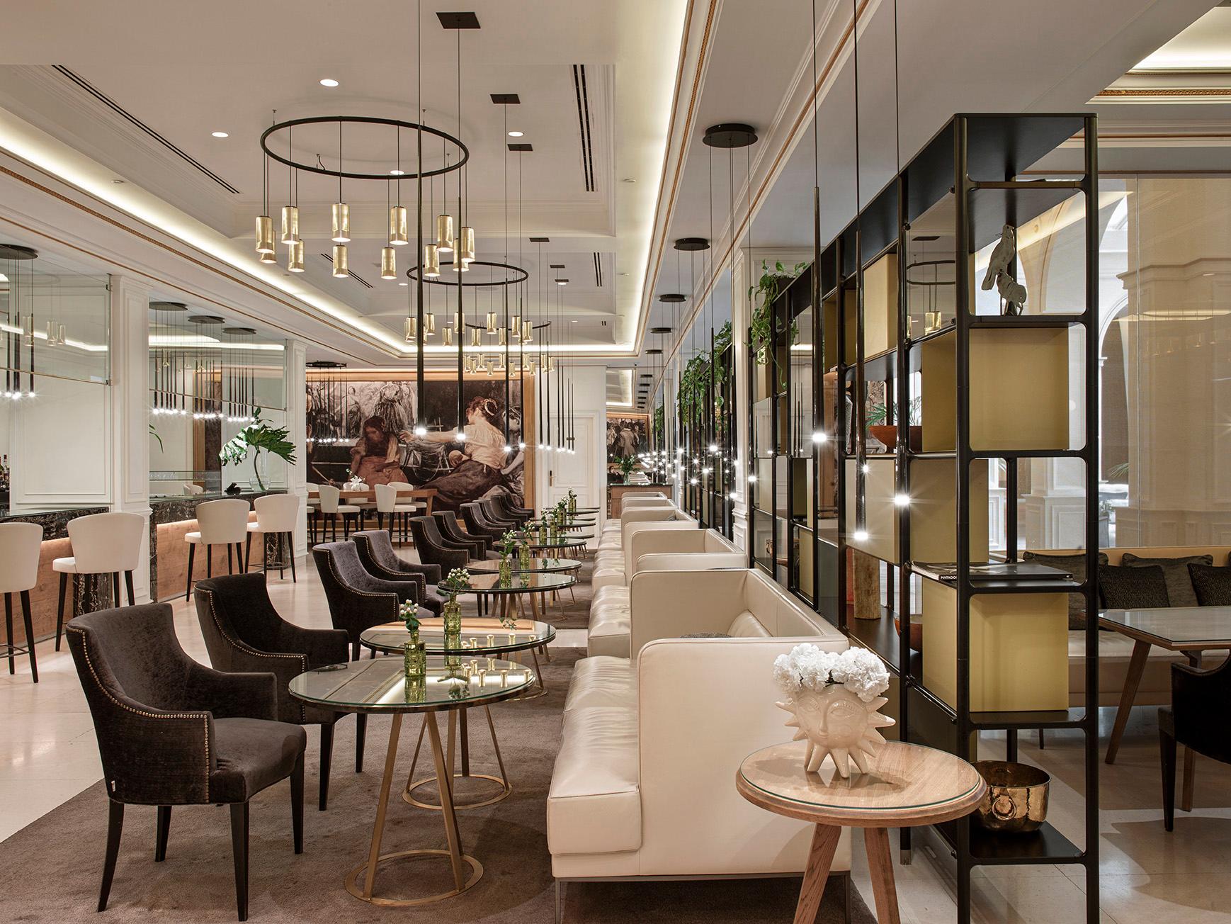 Palacio de los Duques, a Gran Meliá Hotel, Spain — Palacio de los Duques, a Gran Meliá Hotel - Coroa Lounge