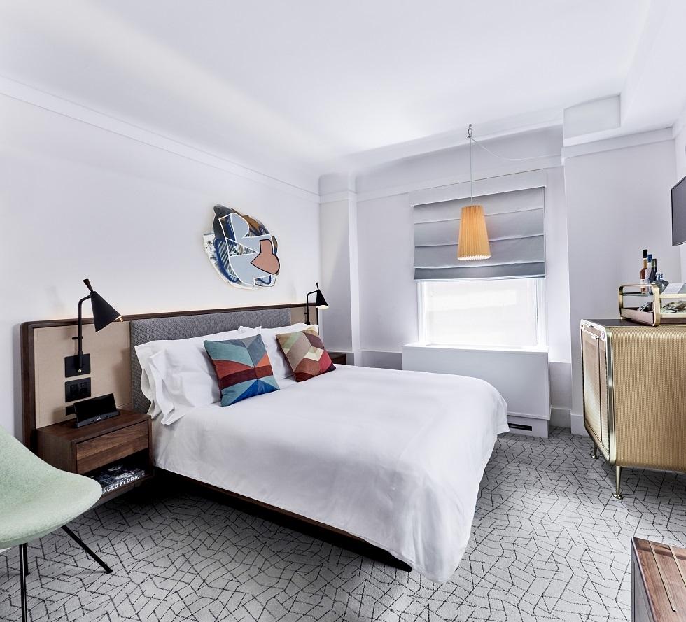 Guestroom Queen – 195-235 sq.ft (18-21 sq.m.)